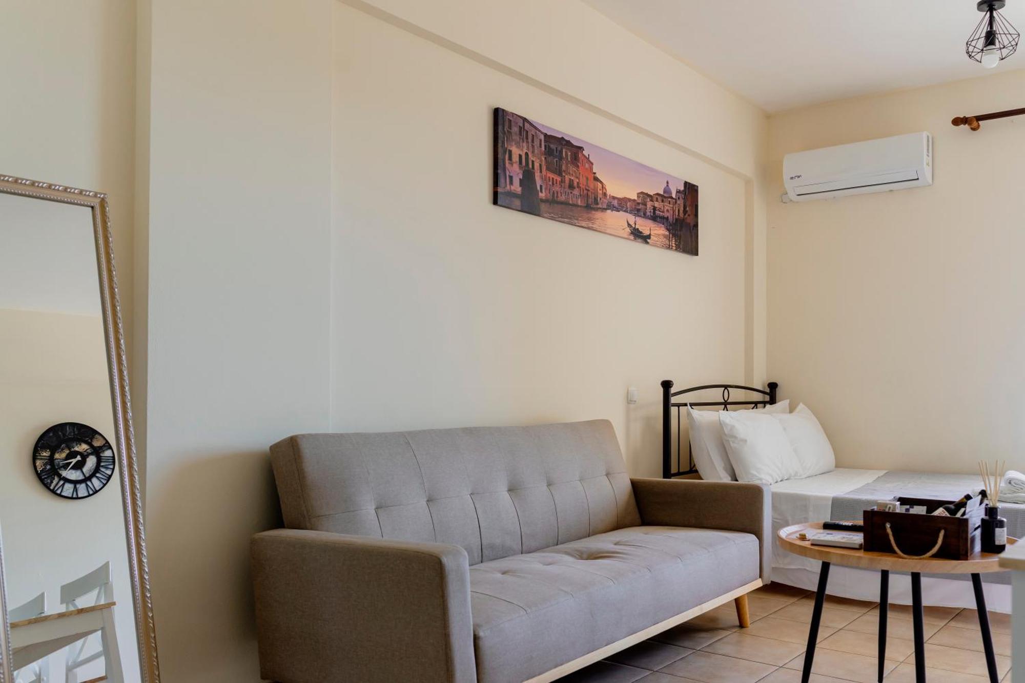 Cozy Nights Apartment Messini